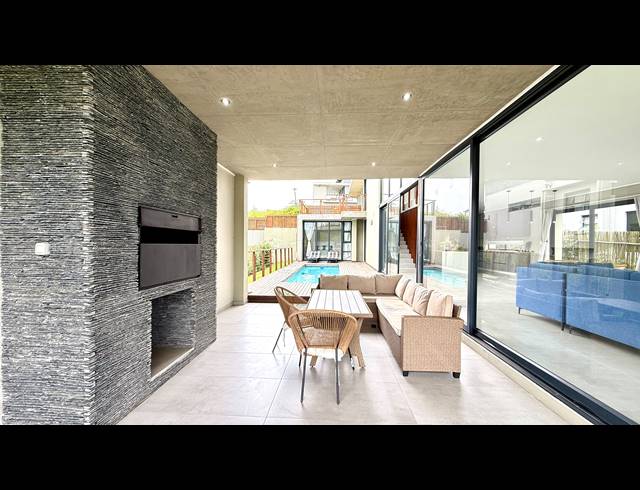 4 BEDROOM HOUSE TO LET IN PALM LAKES ESTATE